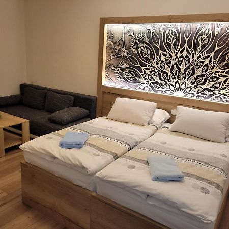 Hotel Gol Prostějov Екстериор снимка