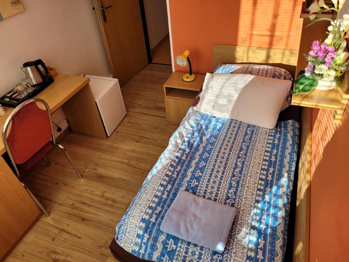 Hotel Gol Prostějov Екстериор снимка