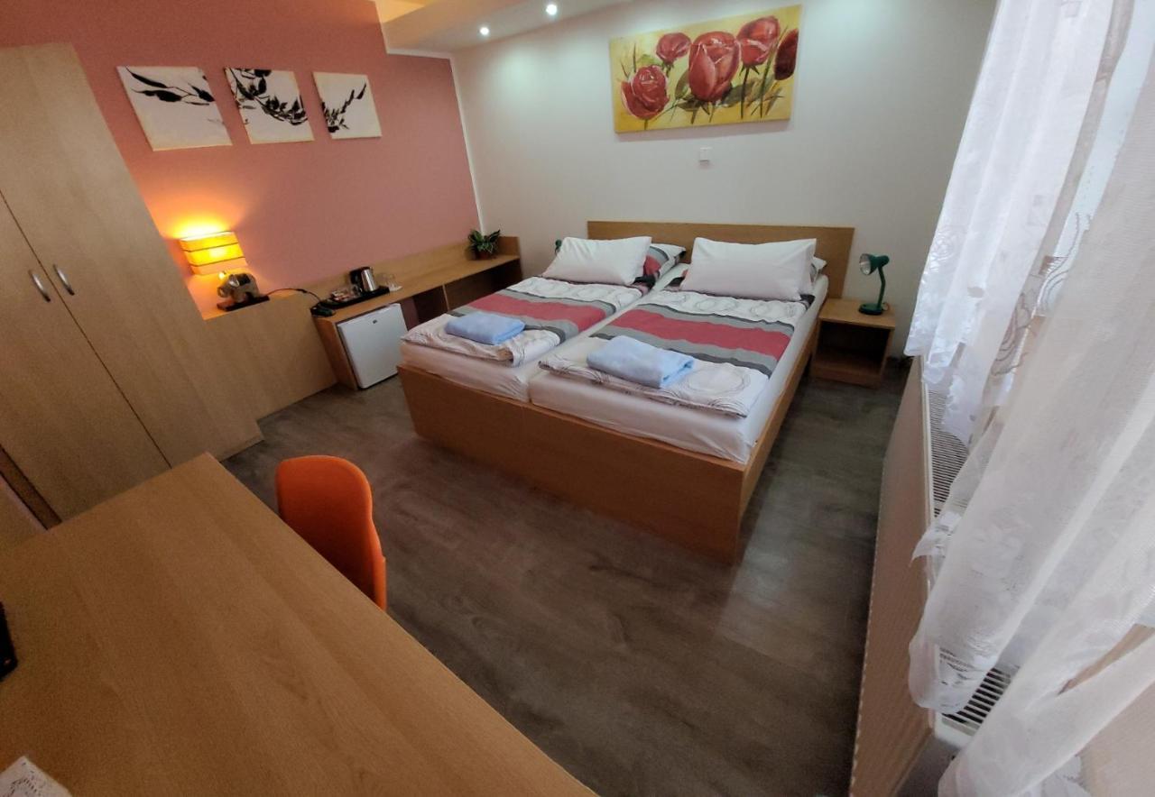 Hotel Gol Prostějov Екстериор снимка