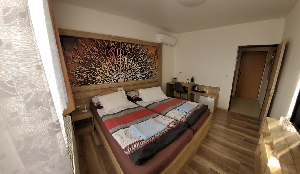 Hotel Gol Prostějov Екстериор снимка