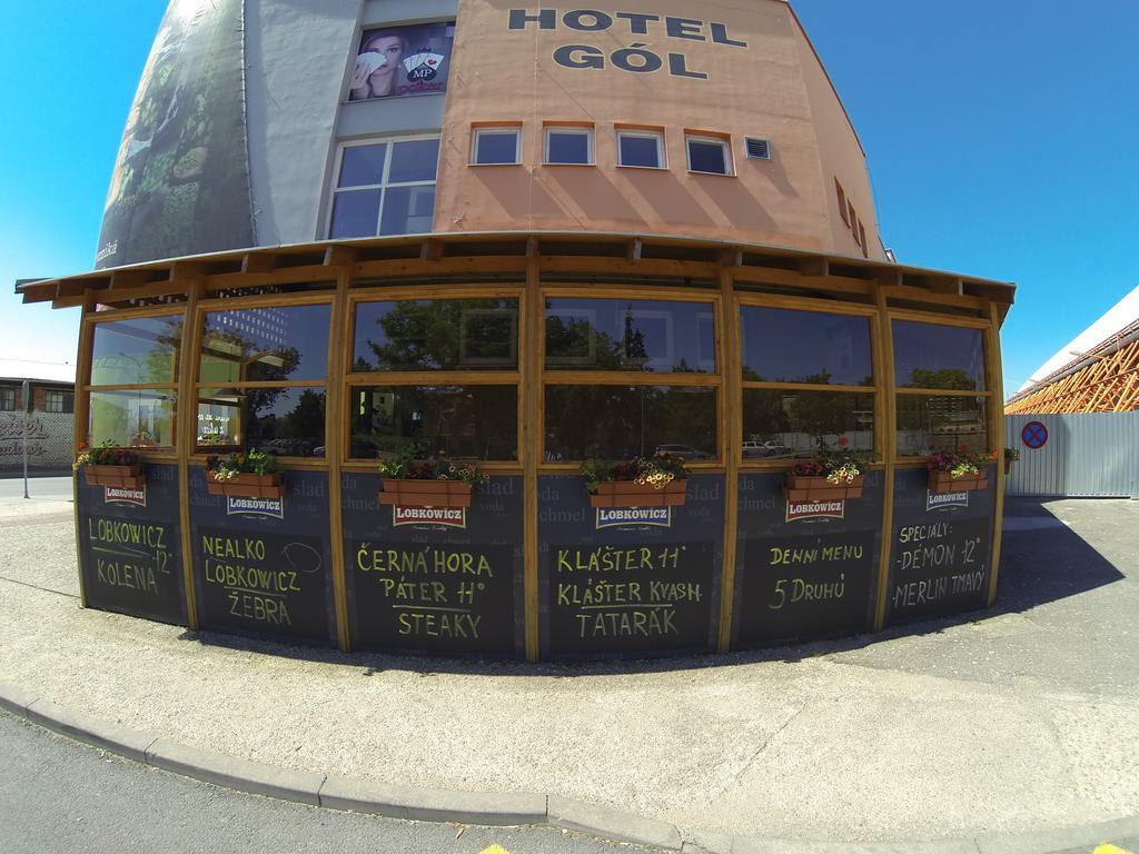 Hotel Gol Prostějov Екстериор снимка