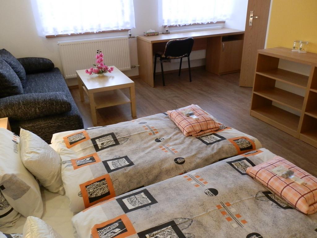 Hotel Gol Prostějov Екстериор снимка