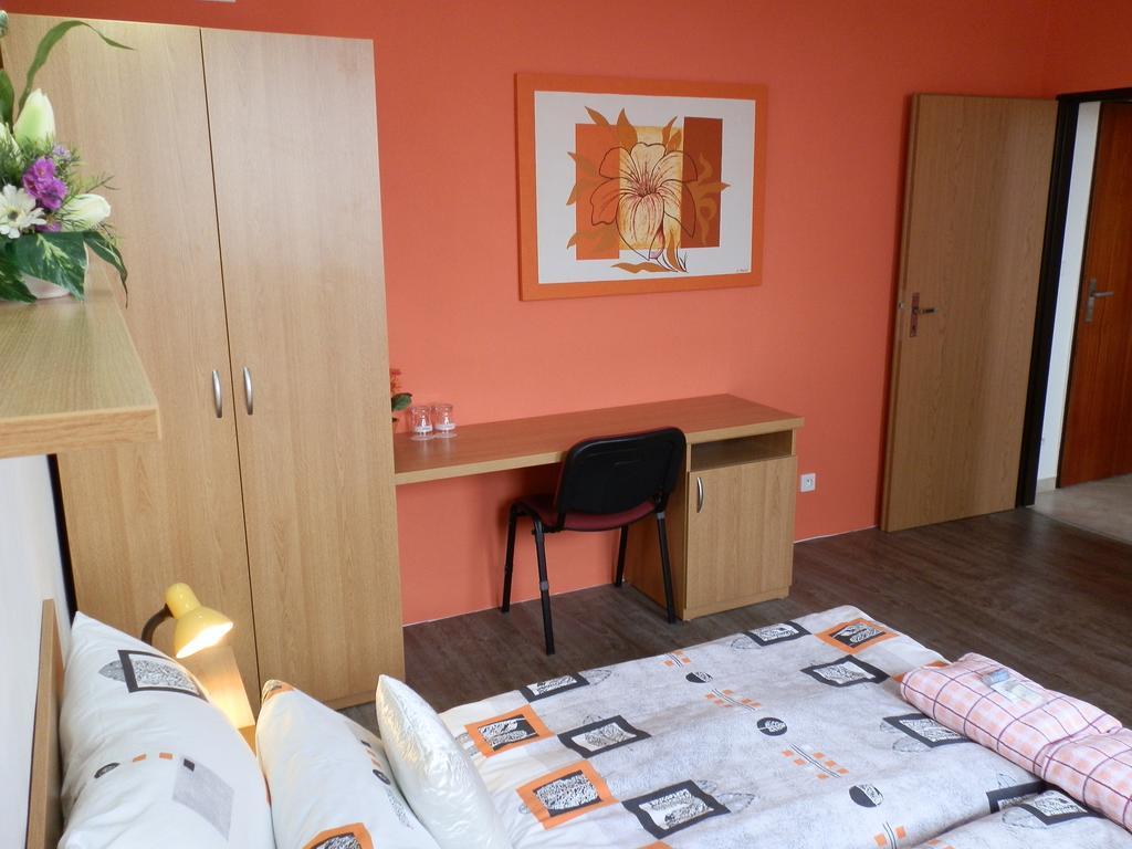 Hotel Gol Prostějov Стая снимка